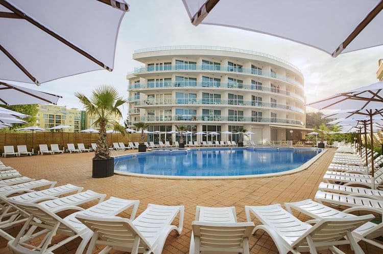 Calypso Hotel