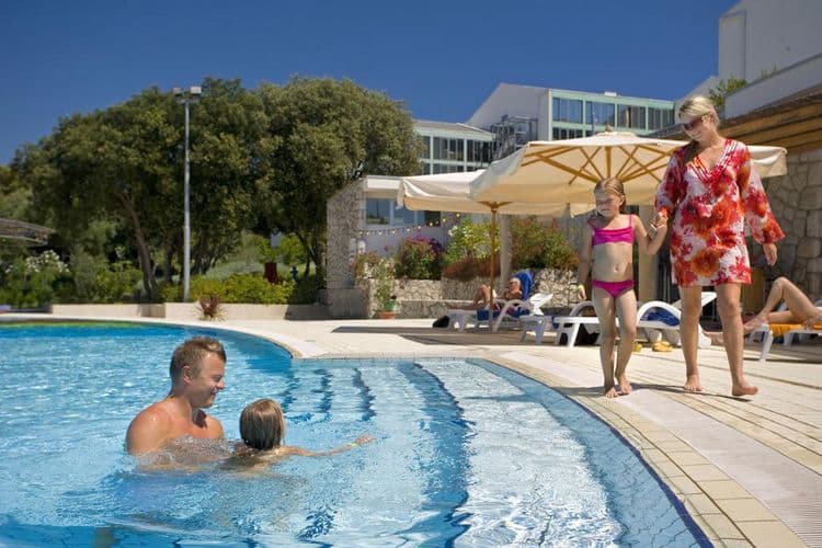Tirena Hotel