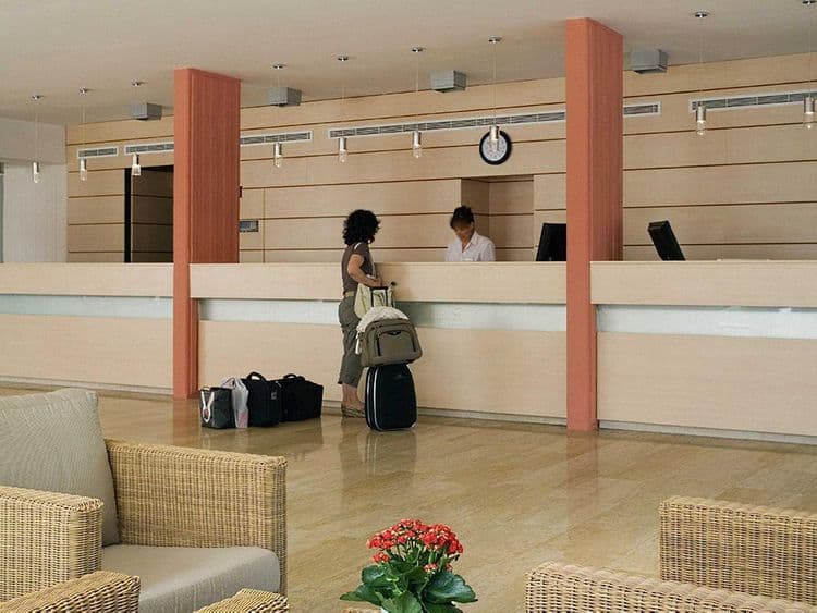 Tirena Hotel