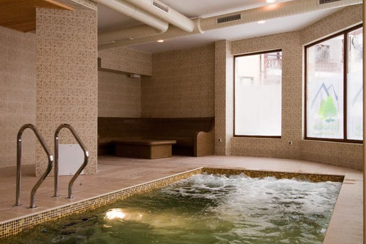 Evergreen ApartHotel & Spa