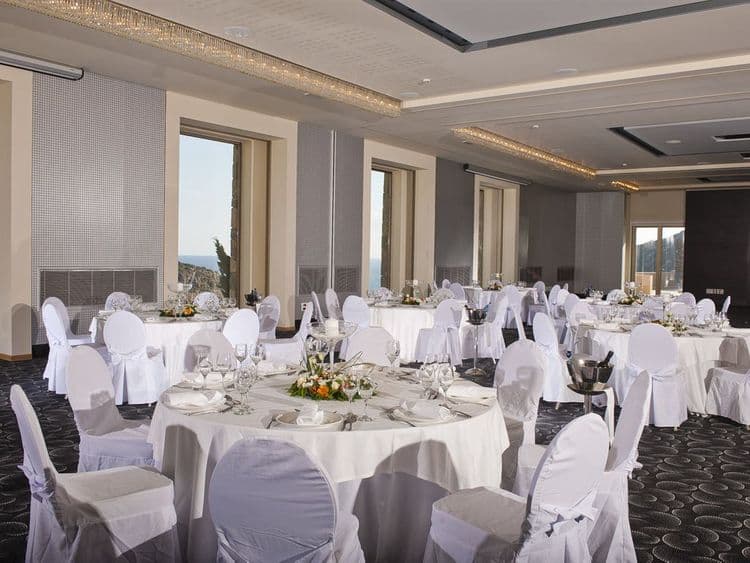 Daios Cove Luxury Resort & Villas