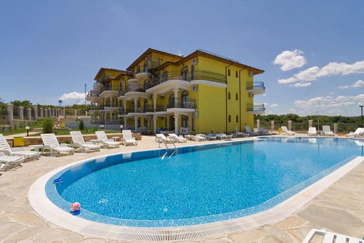 Green Hills Hotel