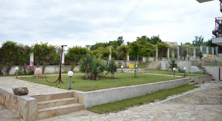 Green Hills Hotel