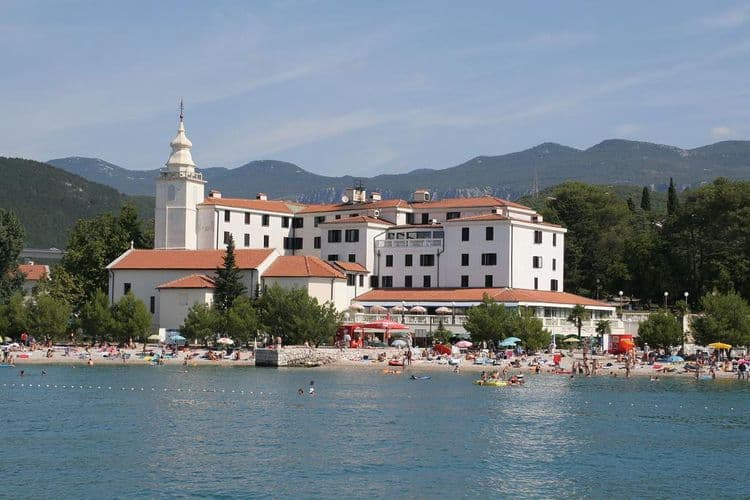 Kastel Hotel
