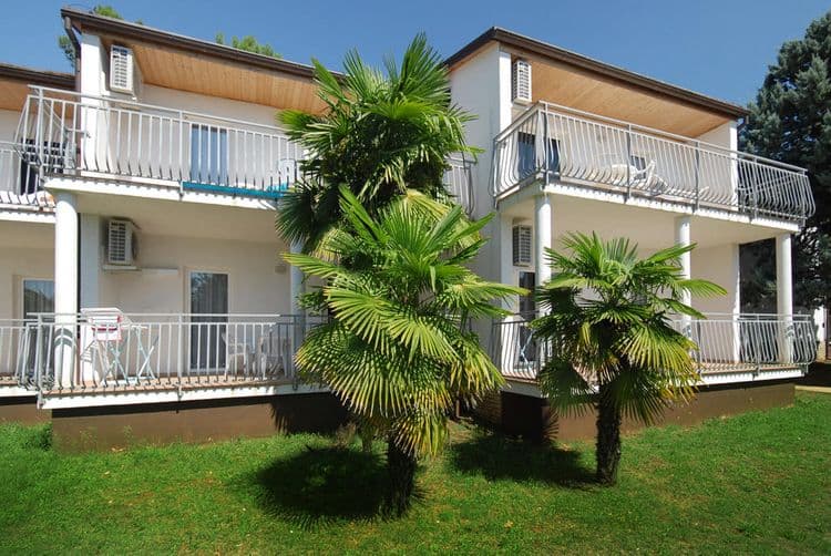 Ai Pini Resort