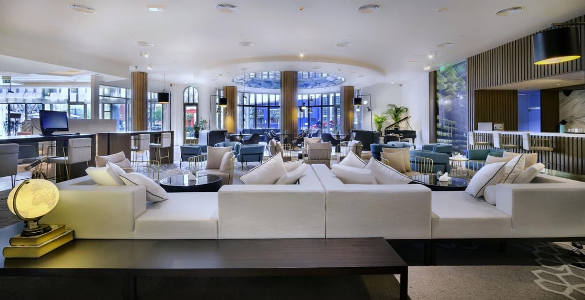 Le Meridien Abu Dhabi Hotel