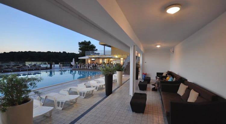 Horizont Golden Rocks Resort