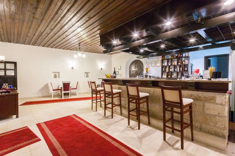 Kulla e Balshajve Hotel
