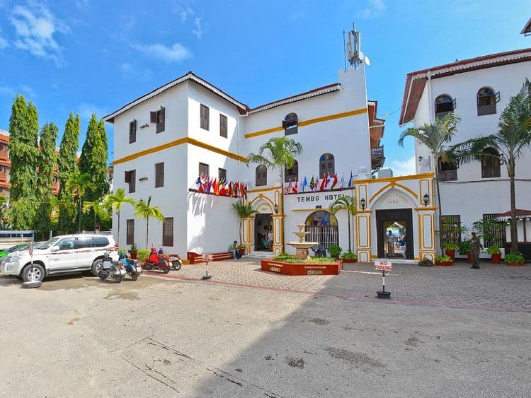Tembo House Hotel & Apartments