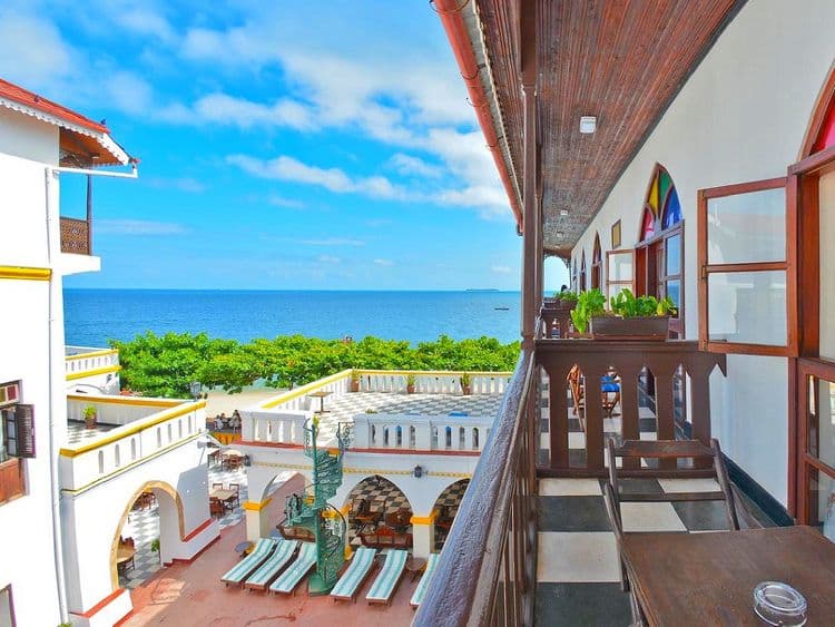Tembo House Hotel & Apartments