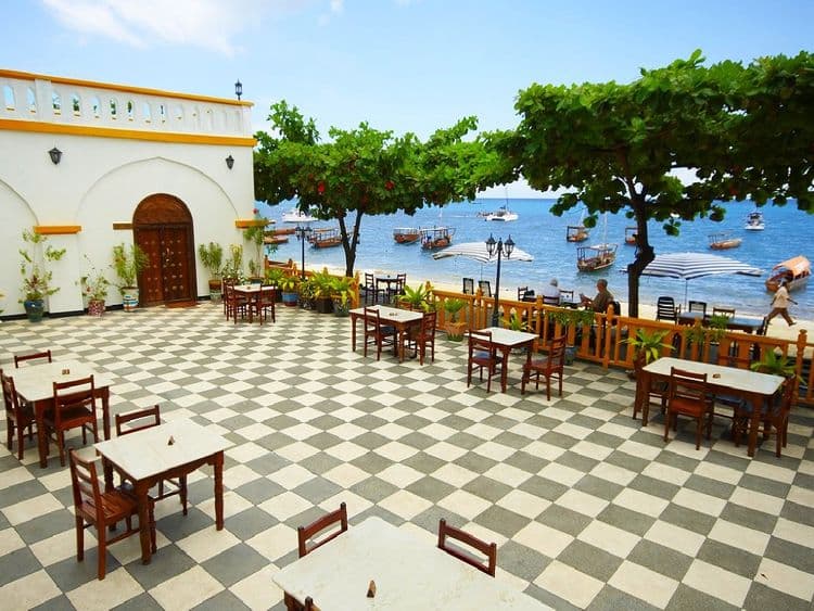 Tembo House Hotel & Apartments