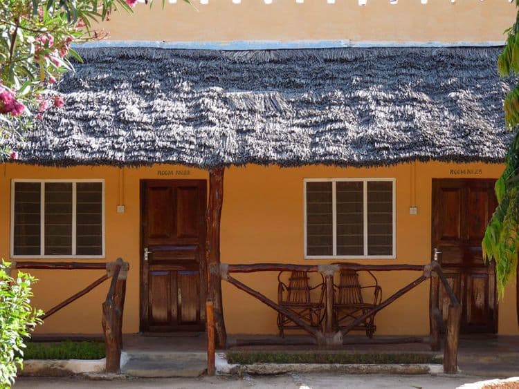 Amaan Bungalows Beach Resort