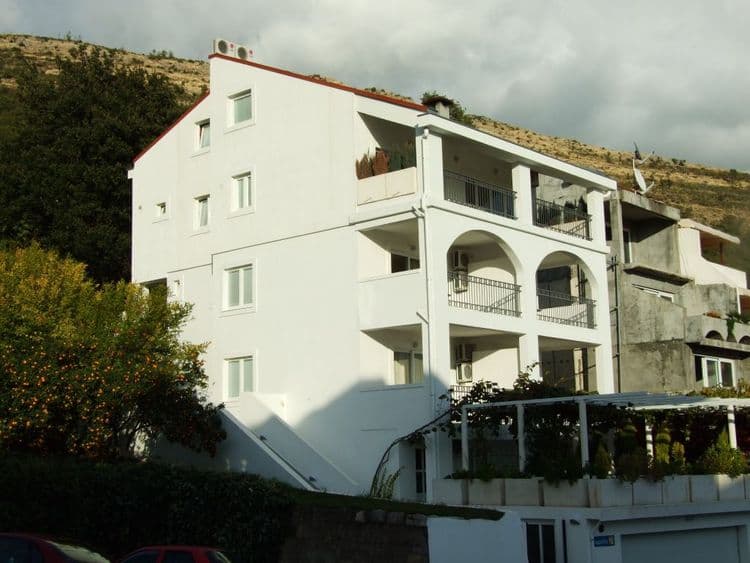 Mila Villa