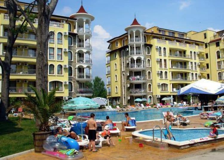 Summer Dreams Apartments