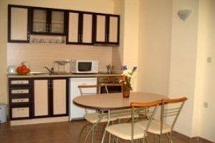 Summer Dreams Apartments