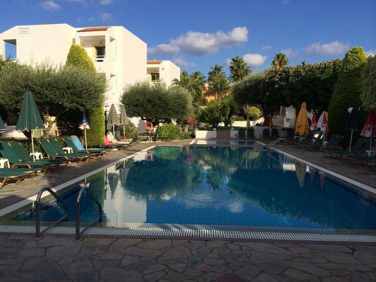 Nikolas Villas Appartments