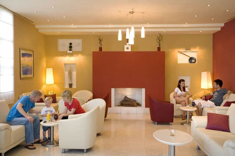 Allegro Hotel