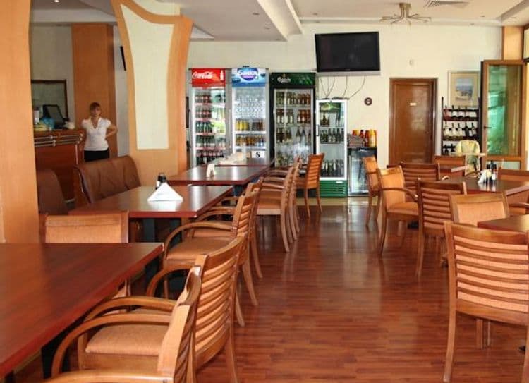 Paradise Pomorie Hotel