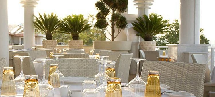 Royal Palace Resort & Spa