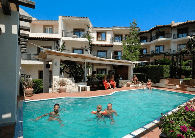 Eva Mare Hotel & Suites