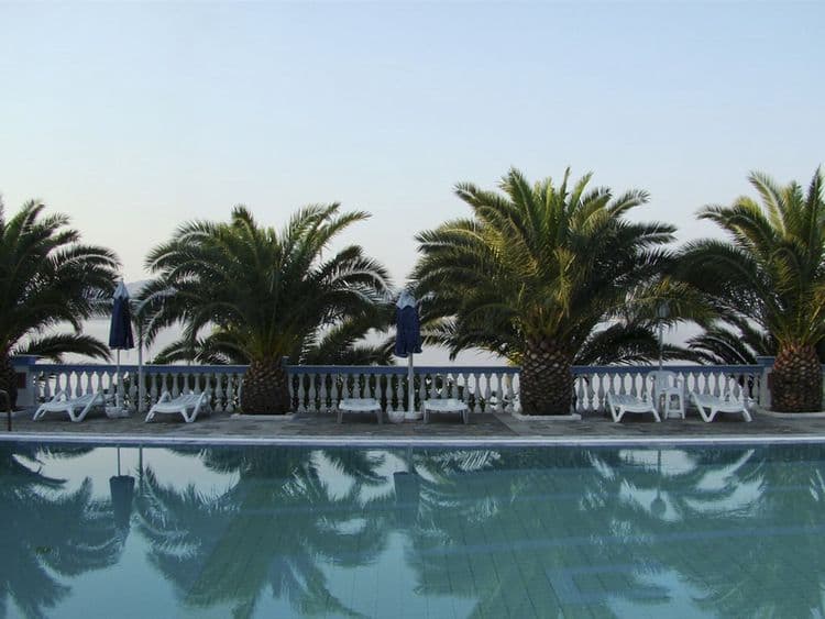 Pappas Hotel