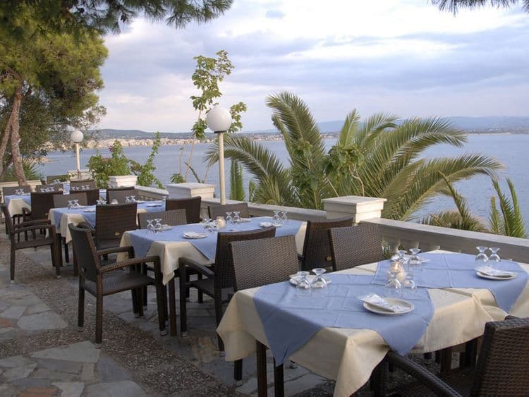 Pappas Hotel