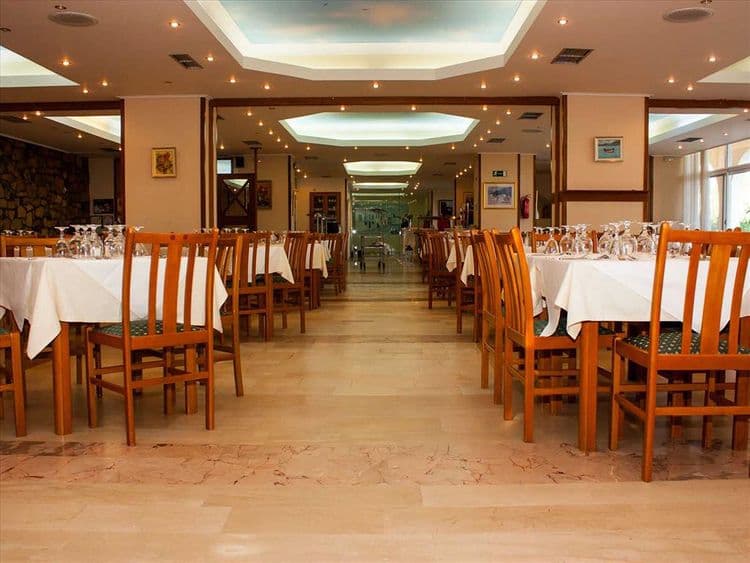 Pappas Hotel