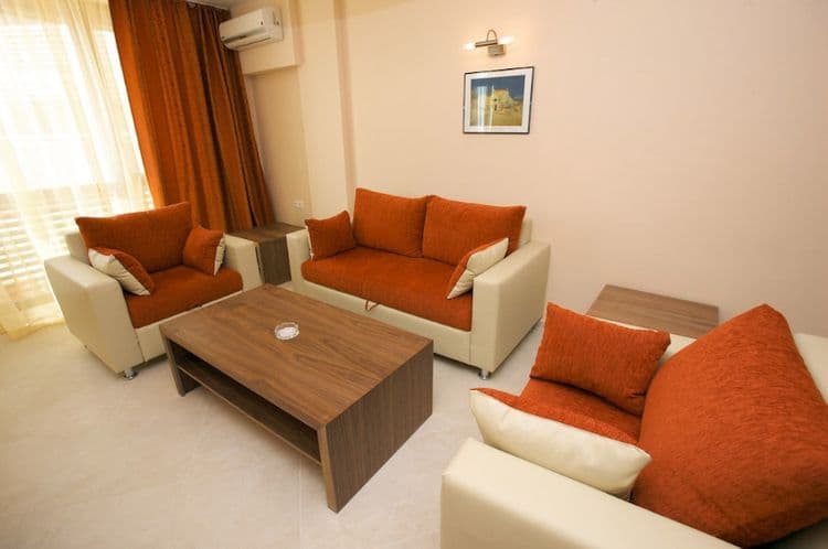 Sea Breeze Hotel