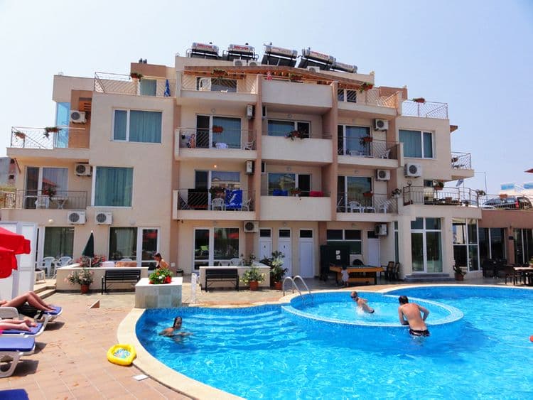 Selena Beach Hotel