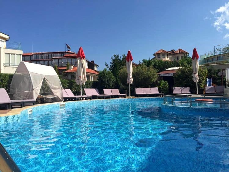 Selena Beach Hotel