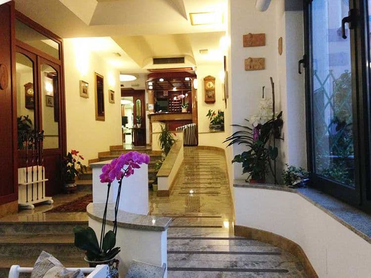 Marco Polo Hotel