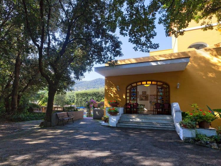 Cleopatra Hotel