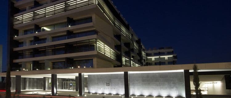The Met Hotel