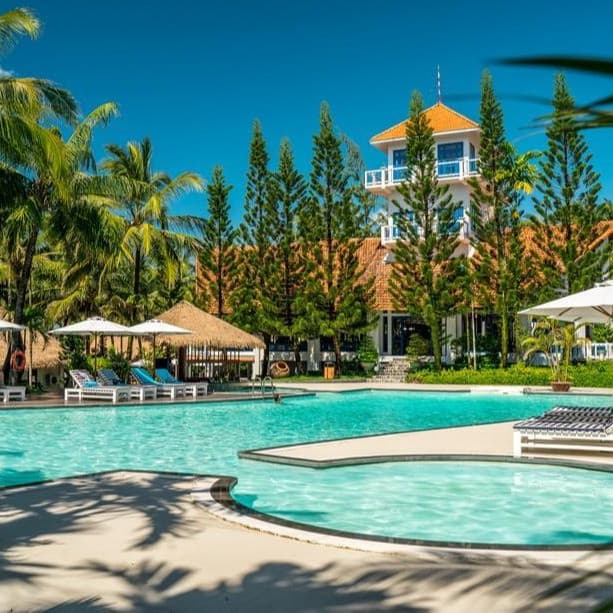 L'Azure Resort & SPA