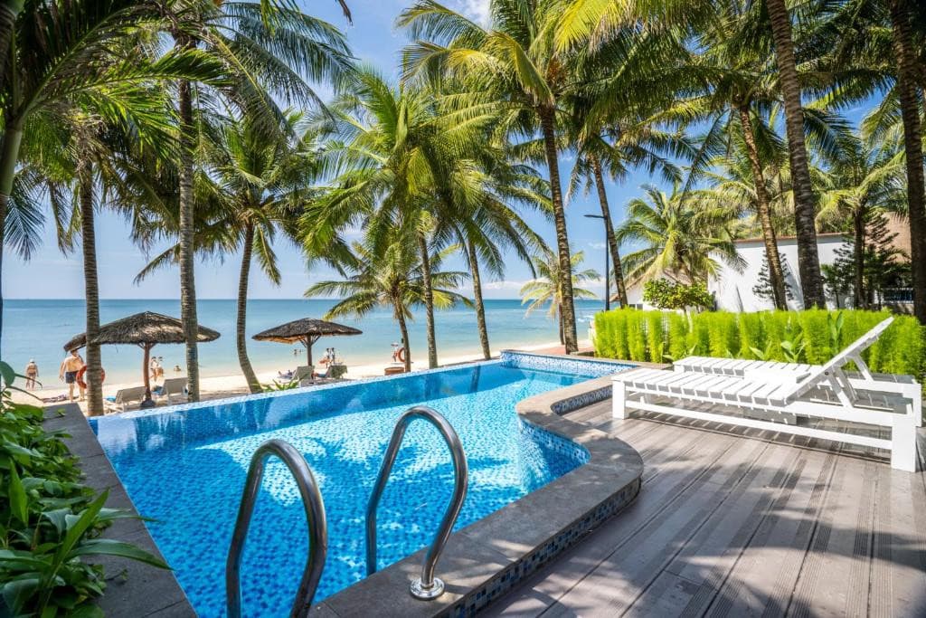 L'Azure Resort & SPA