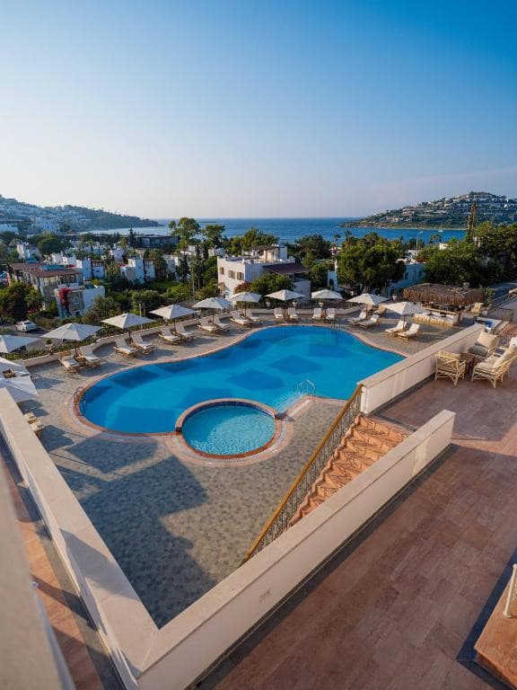 Elementa Hotel (ex. Cactus Charme Hotel & Aquapark)