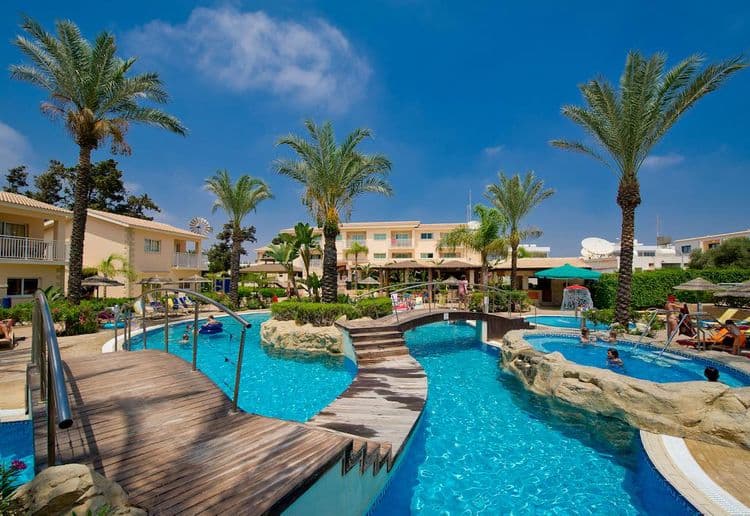 Tasia Maris Gardens Holiday Village
