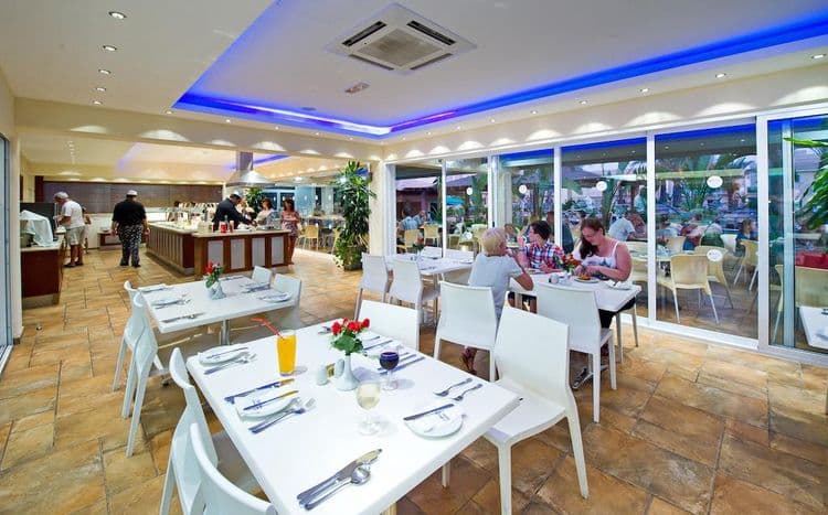 Tasia Maris Gardens Holiday Village