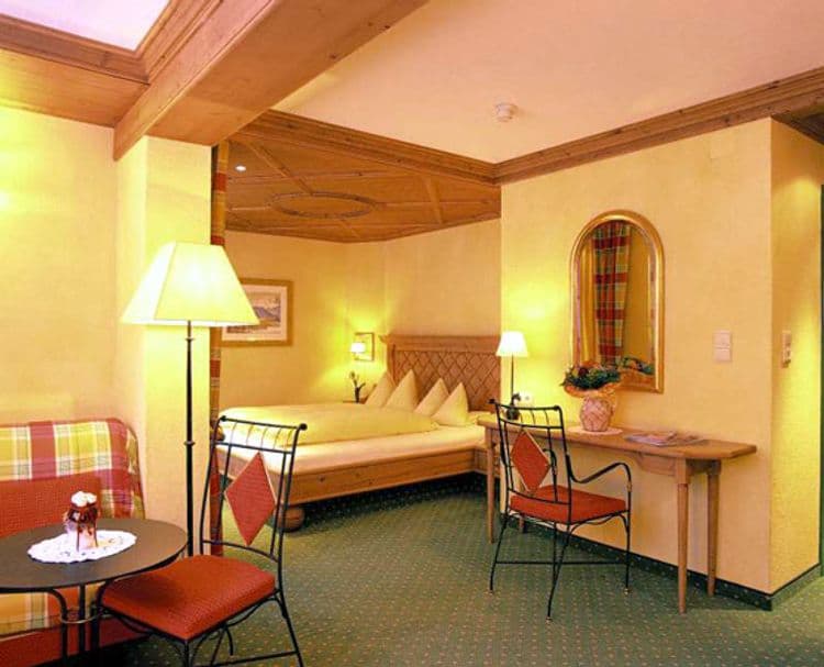Hotel Alpina