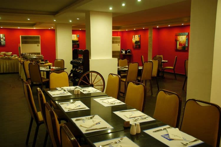 Mina Hotel