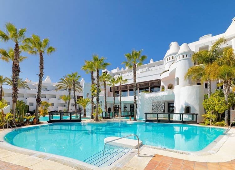 H10 Estepona Palace