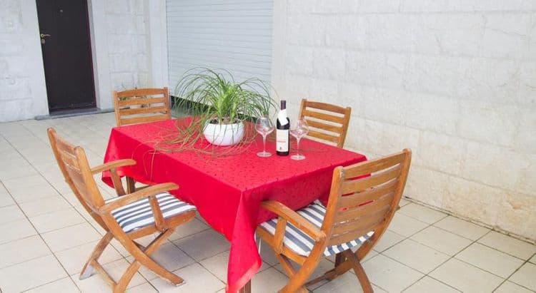 Montesan Apartments
