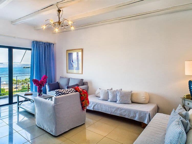 Grand Bleu Beach Resort