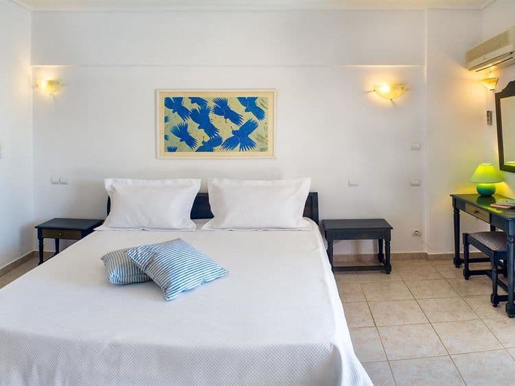 Grand Bleu Beach Resort