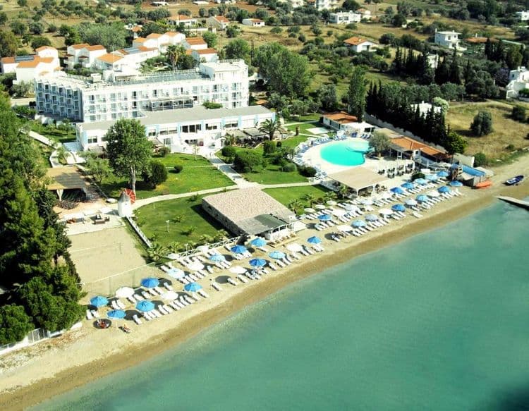 Grand Bleu Beach Resort