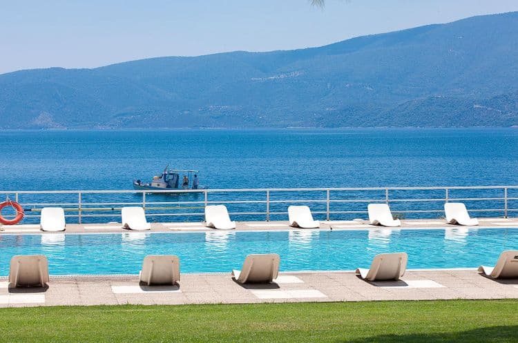 Kalamaki Beach Hotel