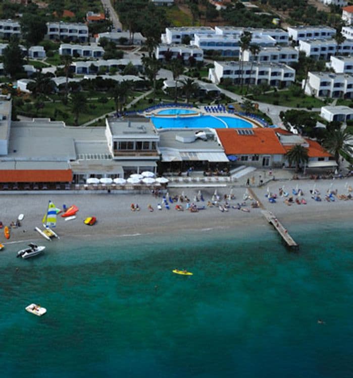Kinetta Beach Resort & Spa