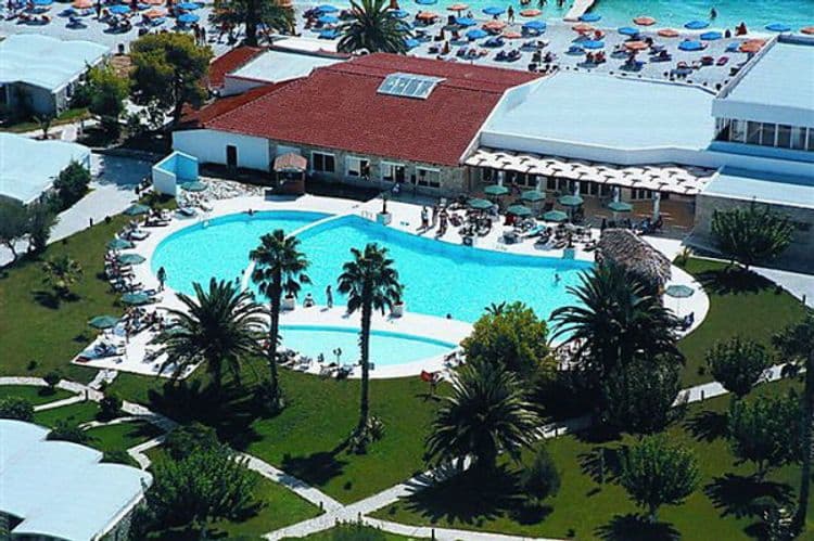 Kinetta Beach Resort & Spa