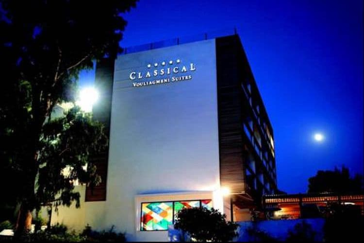 Vouliagmeni Suites
