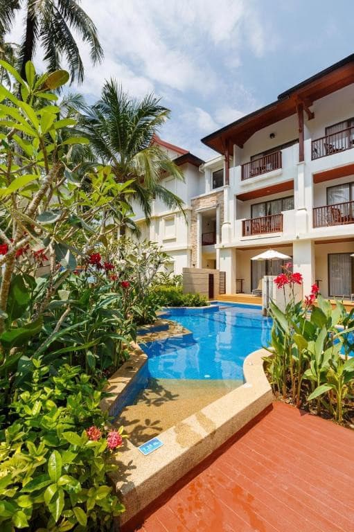 Apsara Beachfront Resort & Villa